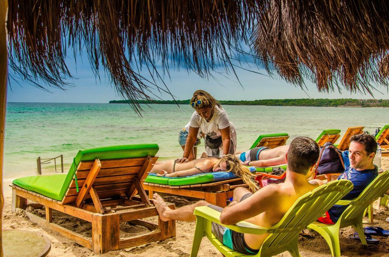 Nuestros Tres Tesoros Hotel Caño de Loro Kültér fotó